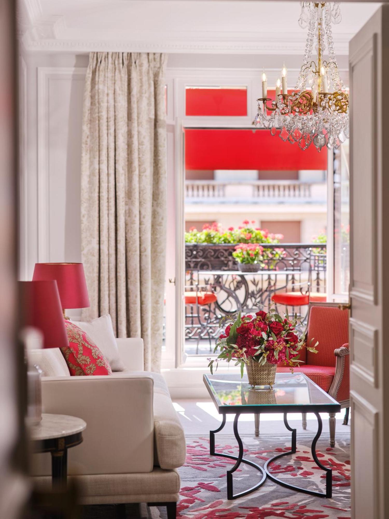 Hotel Plaza Athénée - Dorchester Collection 5*