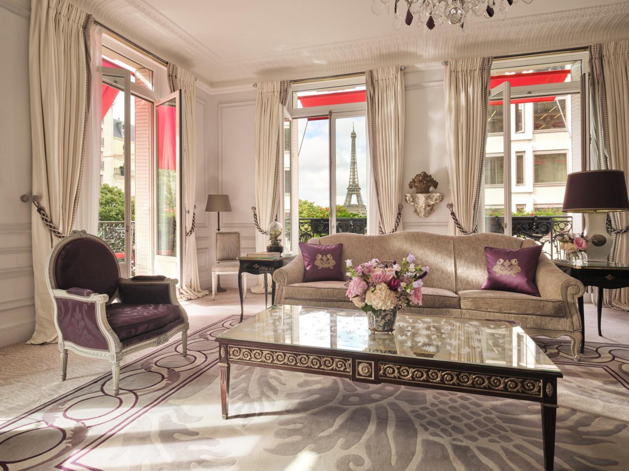Plaza Athenee - Dorchester Collection Hotel 5*